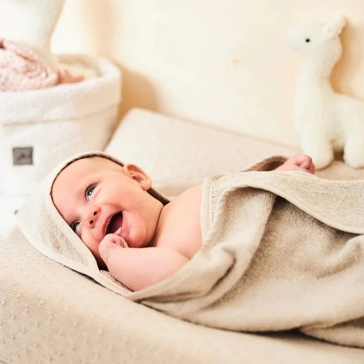 Badekåbe til baby i blød bomuld fra Jollein, brugt efter bad, farve Nougat, 75x75 cm, OEKO-TEX® certificeret