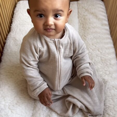 Rullemadras i merinould til baby og børn. Baby i merinould sovepose.